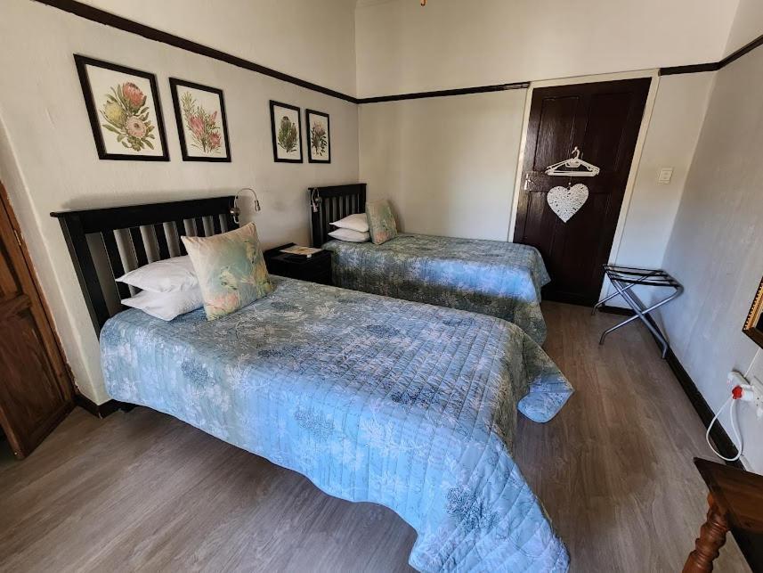 Beit Shalom Before Known As Best Little Guesthouse Oudtshoorn Exteriör bild