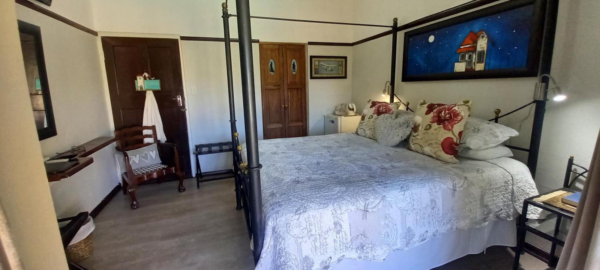 Beit Shalom Before Known As Best Little Guesthouse Oudtshoorn Exteriör bild